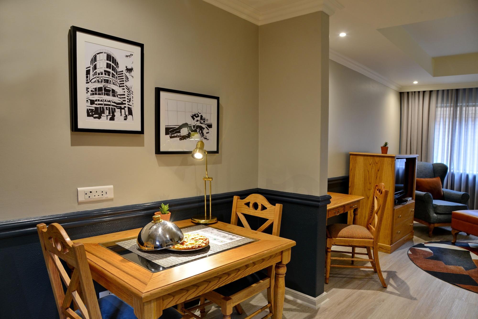 Courtyard Hotel Rosebank Йоханесбург Екстериор снимка
